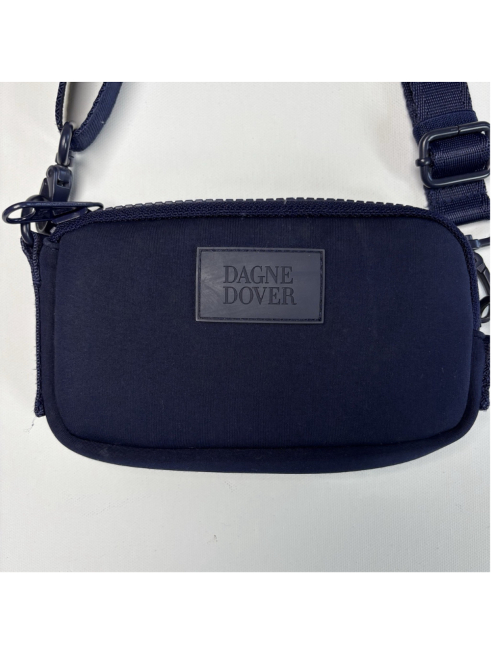 Dagne Dover Mara Phone Sling N y Blue Neoprene Crossbody Bag Small Travel - Picture 5 of 8